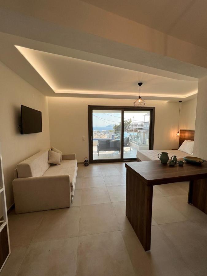 My Place Luxury Apartments Néos Marmarás Exterior foto